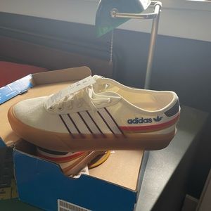 Adidas Delapala “Happy Camping” colorway. Size 8.5 US men / 10 US women